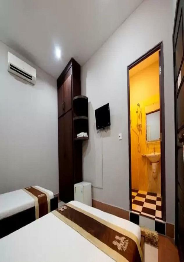 Wei Si Deng Hotel & Restaurant Phnom Penh Bagian luar foto